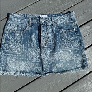 NWT Forever 21 Blue Denim Mini Skirt Bandanna Print L